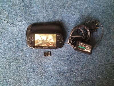 Продам приставку PSP E1008