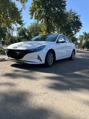 Hundai elantra 2021