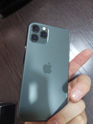 Iphone 11 pro  256 xotira LLA 74 yomkost radnoy