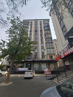 ЖК Баку цокольное помещение 117 м² 2 входа состояние коробка