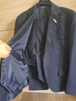 Продам детский костюм тройка для детей