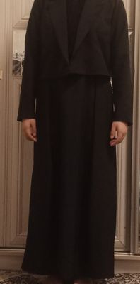 Kastyum bilan yubka