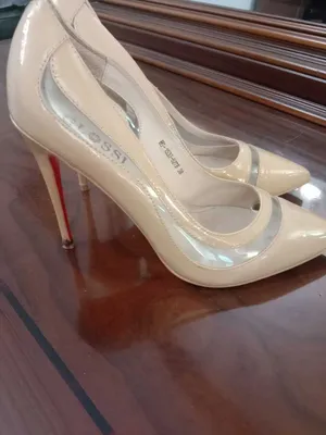 Женские элегантные туфли