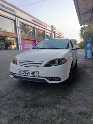 Gentra 2021 yil 28500 probek full pzitsiya kraska tozza. navarot bor.