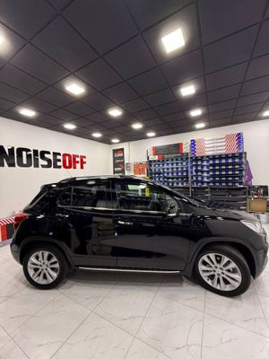 Tracker premier sotiladi