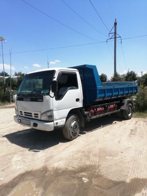 Isuzu samasval sotiladi