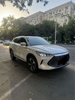 BYD song plus гибрид