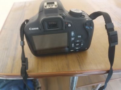 Canon EOS 1200D
