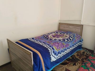 Bir juft divan sotiladi. Samarqand