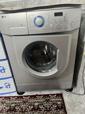 стиральная машина LG