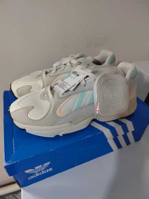 Кроссовки adidas Yung-1 Off White Mint