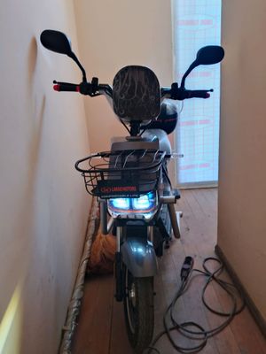 Elektro skuter