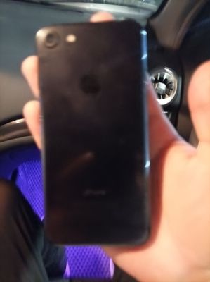 iPhone 7 32 holati yaxshi