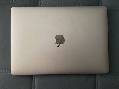 MacBook Pro M2 13