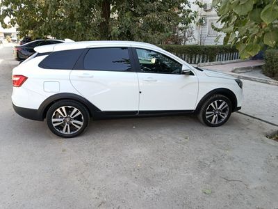 Продается Веста кросс