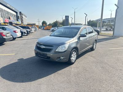 Sotiladi Cobalt 2015 MT
