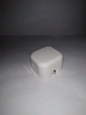 iPhone zaryadchik
