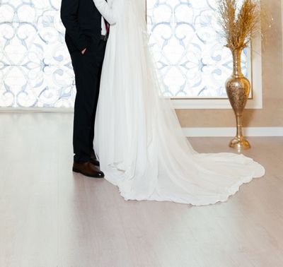 Kelinlik libosi aksessuarlari bilan nafis