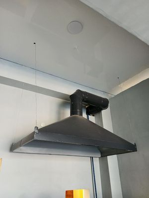 Dimaxod kafe restaran uchun moslangan motori hammanarsi joyinda toza
