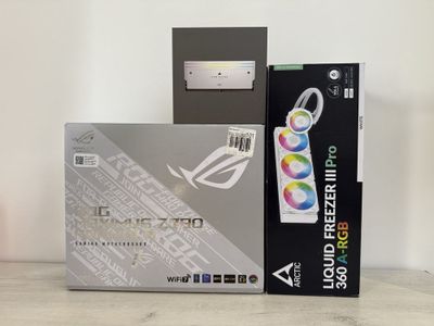 Asus Z790 Formula | Corsair Titanium 2x32GB | Arctic III PRO 360 ARGB