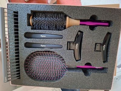 Dyson komplekt