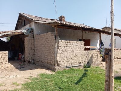 Srocha sotiladi faqat oladiganlar telefon qilsin