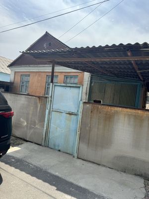Продаю дом из 4 комнат ,районе Горгаза