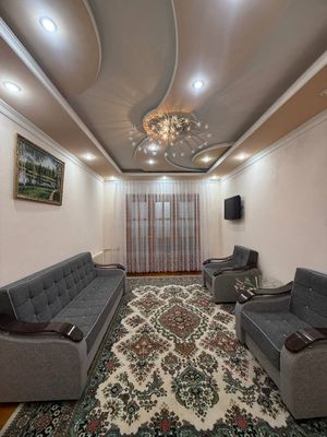 Яккасарай, Парк Бабура, Паркирова, №:185