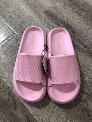 Новые шлёпки 40 размера