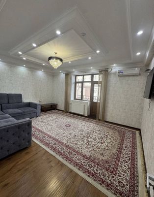 Sebzor “Golden House” Tashkent city,Sirk,Chorsu bozor, 5 daqiqa