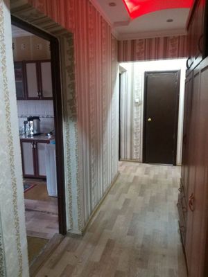 Своя Qoratosh Drujba Mediapark 2 xona 65 kvadrat kuhnya otdelno.