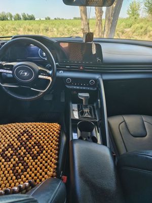 xunday elantra sotiladi