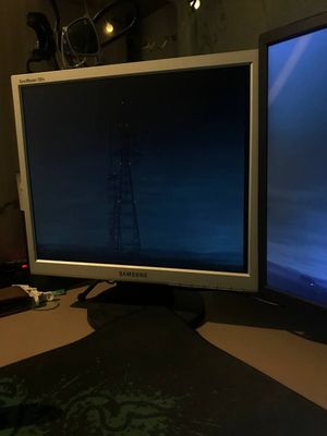 Монитор Samsung SyncMaster 720N