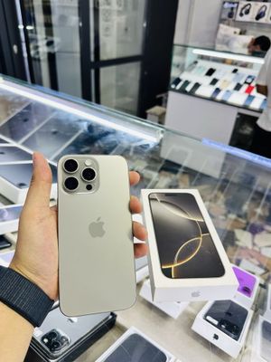 iPhone 16 Pro Max 256 gb natural