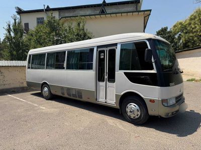 Продам Mitsubishi Roza 2010г в хорошем состоянии. Торг
