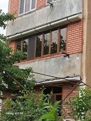 5 xonali dom sotiladi srocna