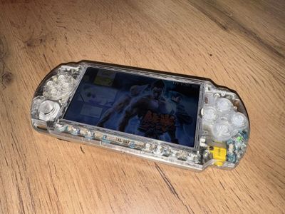PSP 2000 bu Eng zor oyin uchun