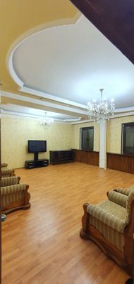 Сдаётся 4-х комнатная квартира в аренду