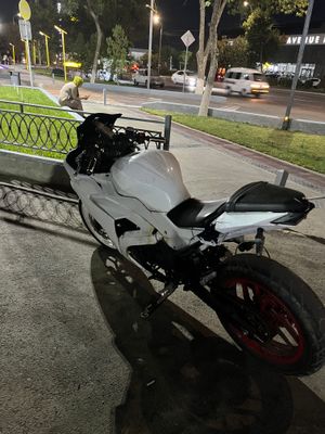 kawasakiy h3r 250 cc