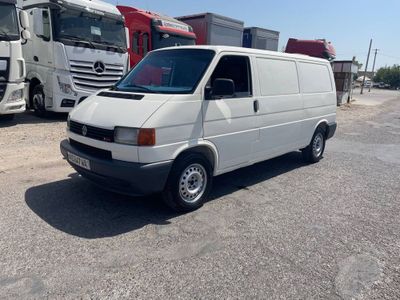 Volkswagen T4 Sotiladi