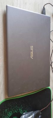 Asus vivobook 15