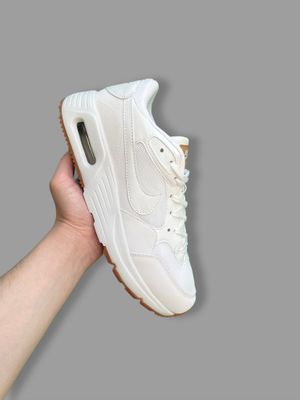 Кросоовки новые Nike
