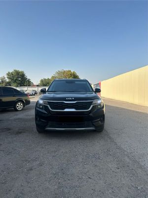 Kia seltos.