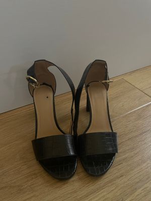 Босоножки H&M