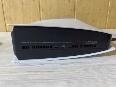 Продается игровая консоль Sony Playstation 5 FAT Digital Edition