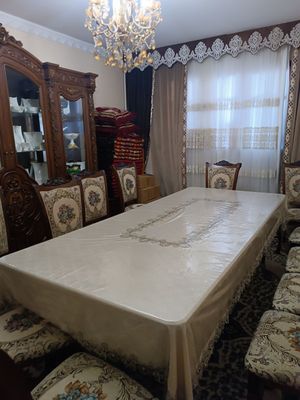 Bel tepada dom sotiladi