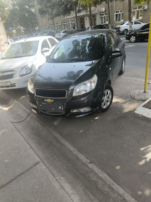 Nexia 3 sotiladi