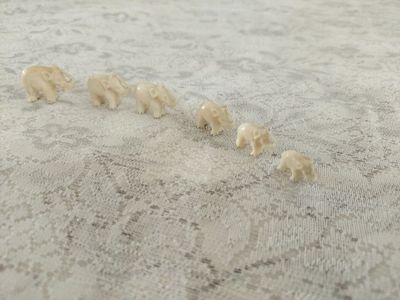 Продам сувенирные слоники
