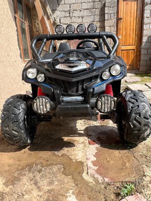 Detiski moshina 4x4