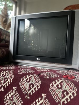 Продам рабочий телевизор LG 29FS2AL